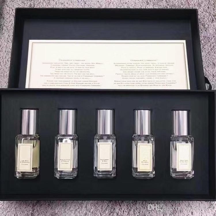 

Perfume Set for Women and Men spray limited edition suit long-last fragrance high quality wonderful choice of present fast free delivery