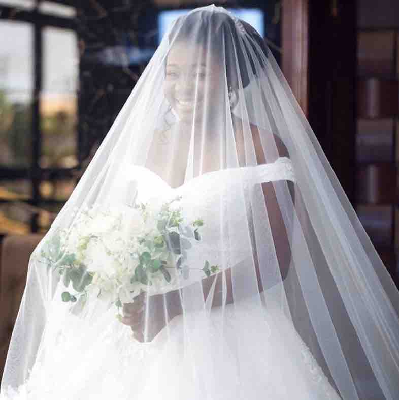 

Elegant Long White Bridal Veils Lace Edge Tulle Veil Church Wedding Bride Accessoriy New Custom Made