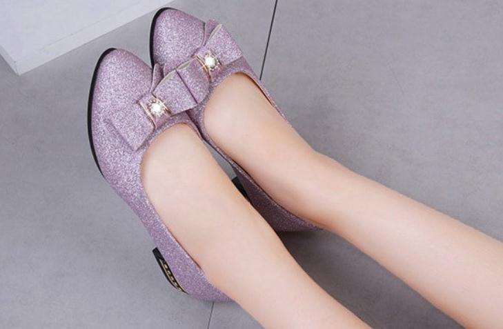 

2019 Women's shoes in Spring and Autumn with New style Low heel round head bowknot sequined cloth@NM393, Black