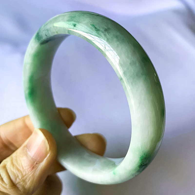 

Gift Certificate Natural Myanmar A-Class Raw Stone Carving 54-62mm Light Green Flower Bracelet Bracelet Best Gift