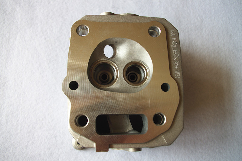 

Cylinder head for Honda GXV140 vertical 5HP 4 stroke Lawn mower 195 series lawnmower Cylinder block parts