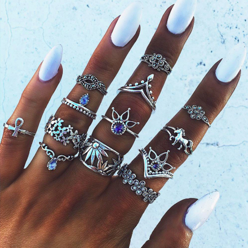 

13pcs/set Vintage Knuckle Rings for Women Boho Geometric Flower Crystal Ring Set Bohemian Midi Finger Jewelry
