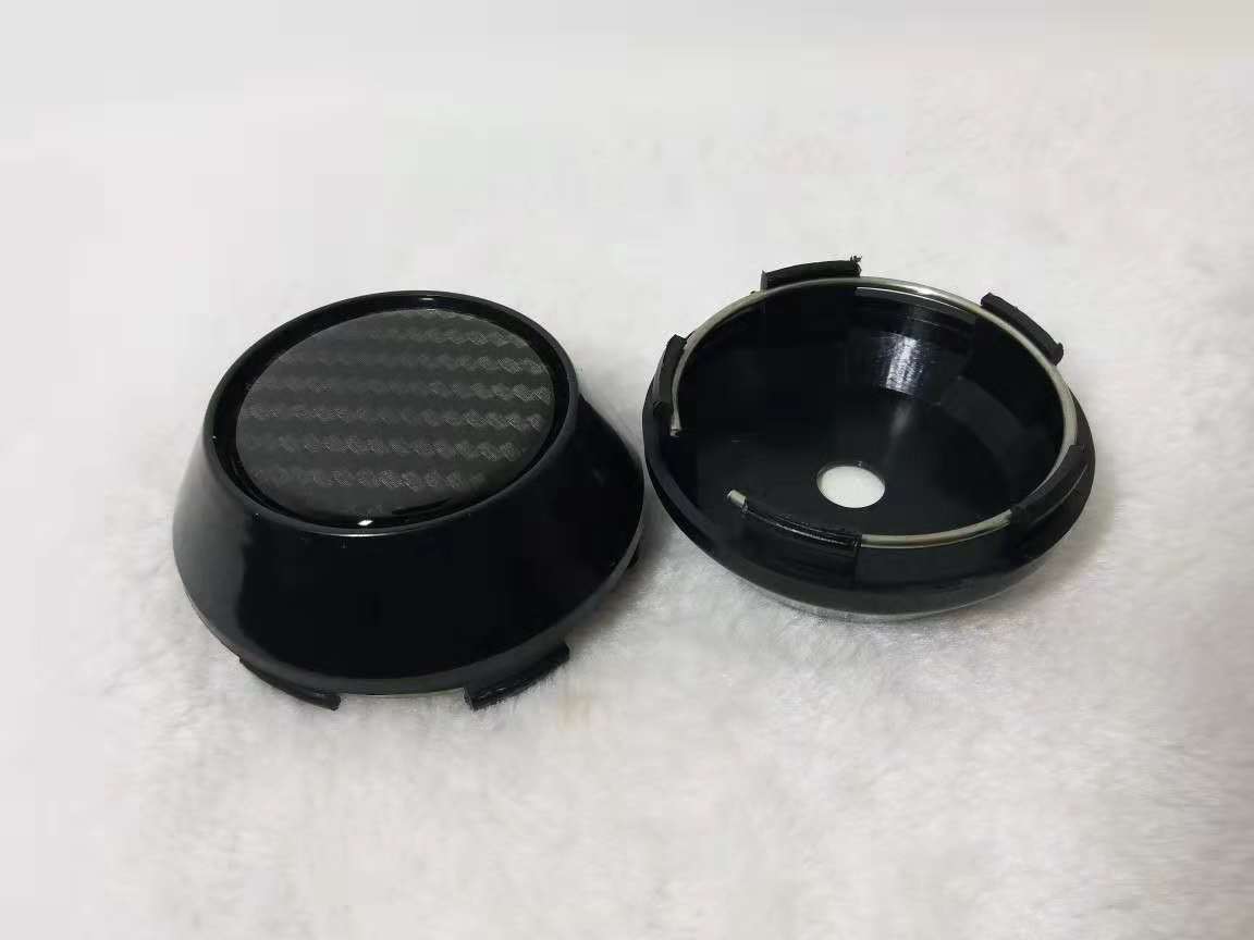 Haute Qualité 4 pcs ABS Noir 68mm Diamètre En Fiber De Carbone Motif De Voiture SUV Roue Center Hub Caps Couverture De Voiture Accessoires