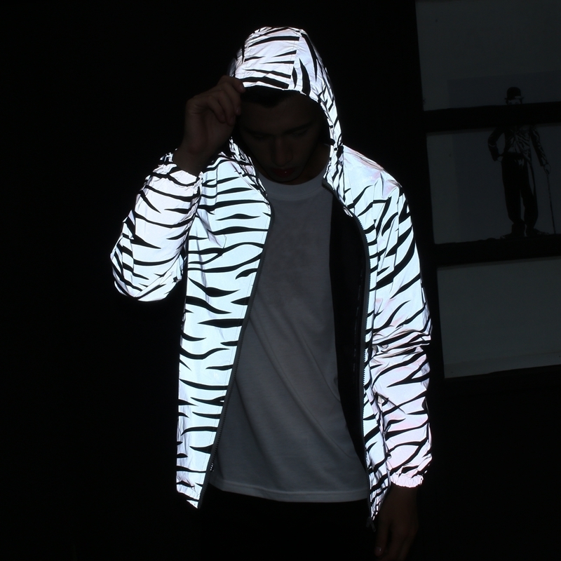 

Full Reflective Jackets women Men Harajuku Windjack Jackets Hooded Hip Hop Streetwear Night Shiny Moto Coats Trend brand Outwear, Green