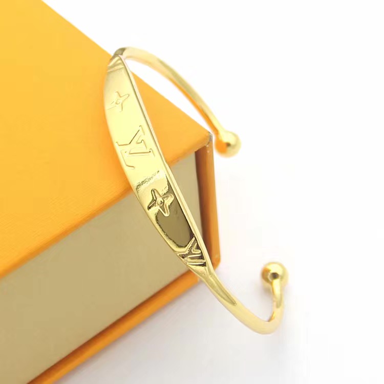 Manchette Ouverte Bracelets C en forme de Bijoux Titane Acier Pour Femmes Bracelet