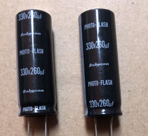 

low esr photo flash capacitor 330v 260uf 16*45mm