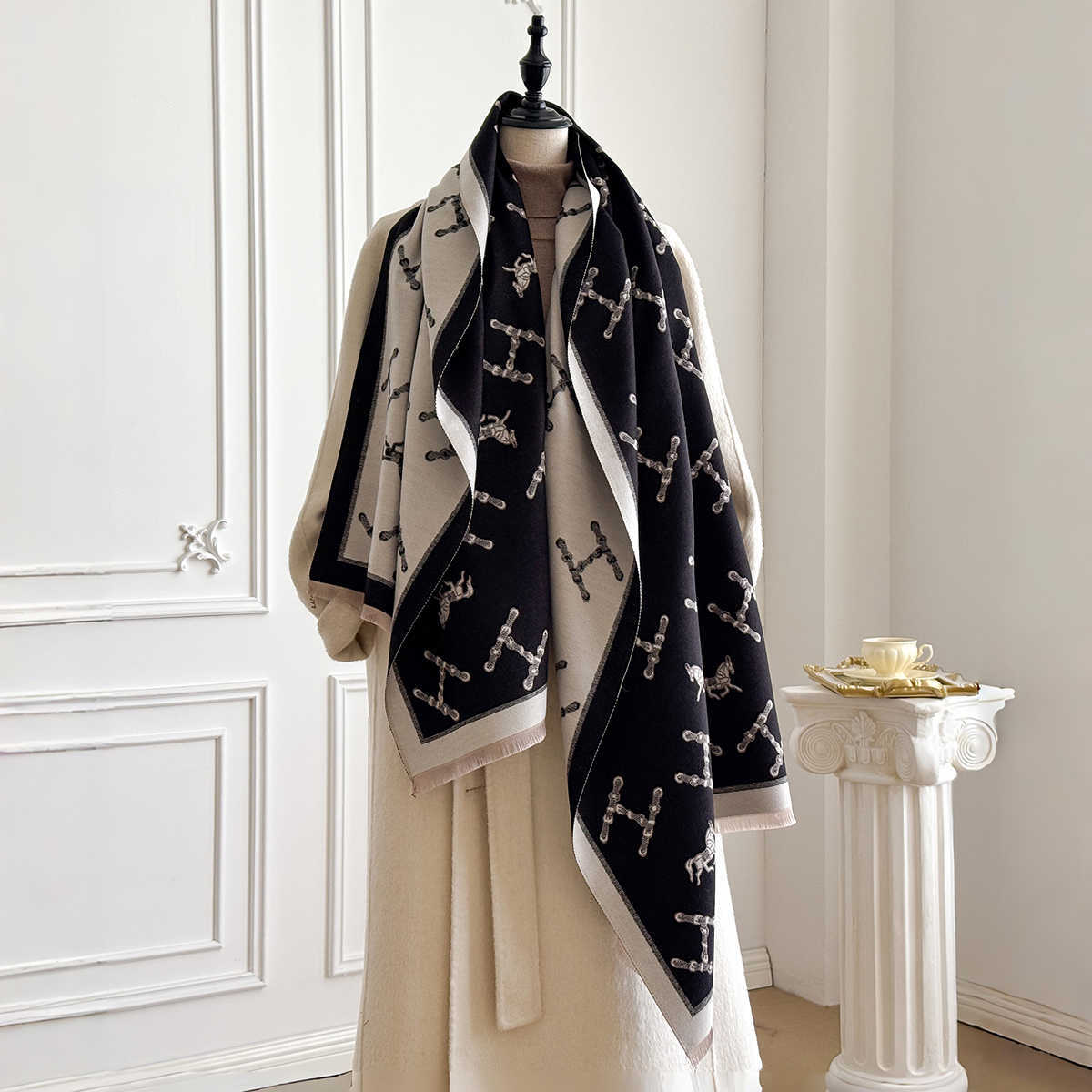 Women's Brand Fashion Cashmere Winter Shawl - Vintage Floral Printed Oil Painting Style Thick Wrap PonchoT260901 Z260917