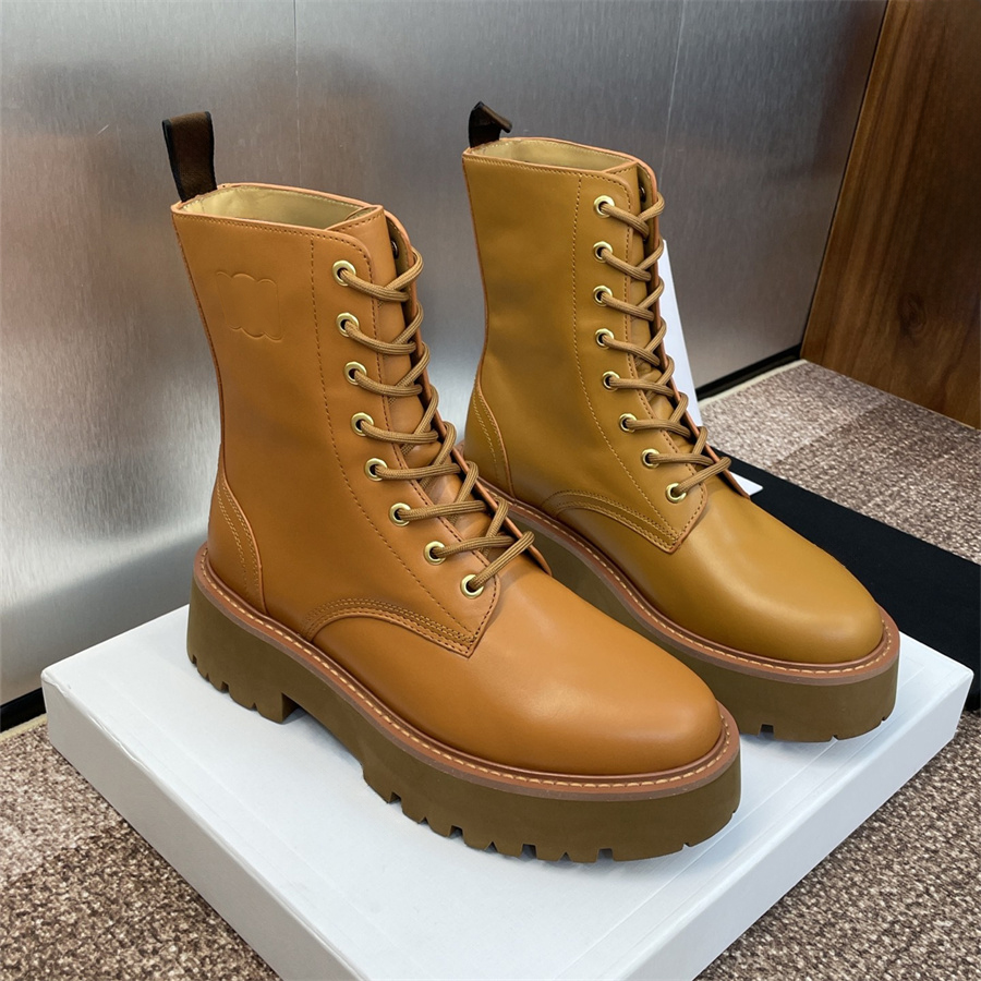Chaussures de créateurs Bottes pour femmes Bottes Martin classiques Bottines de mode Motif géométrique Cuir Talon carré Bottes à glissière Tenue