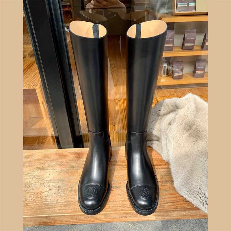 Womens Boots Genuine Leather Long Tube Boots Autumn Winter High Tube Knight Boots for Women Casual Shoes Zapatos De Mujer D260831