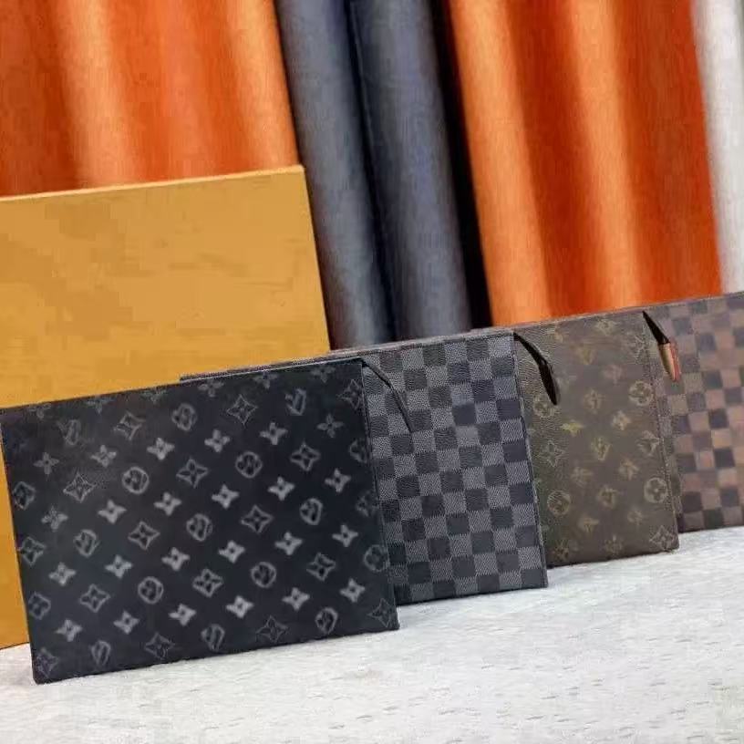 High-end luxury designer leather handbag, wallet, toiletry bag, makeup bag, Designer name clutch bag. Brown color, unisex, can hold keys and coins,