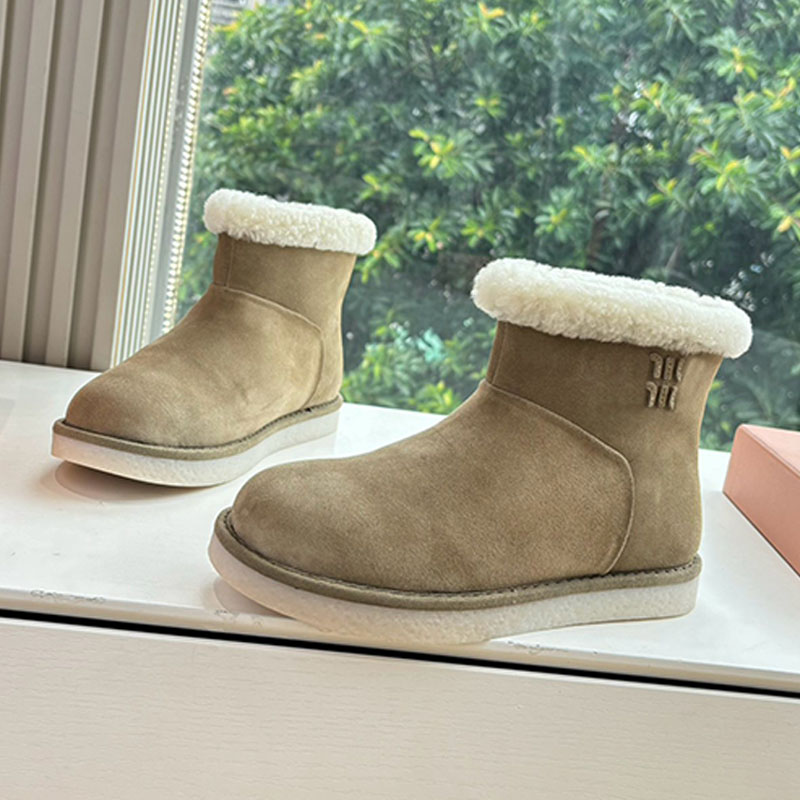 Womens minimalist Wool lined warm snow boots designer Winter Platform Sole Casual Ankle Booties Soft comfortable suede leather Winter ready version
