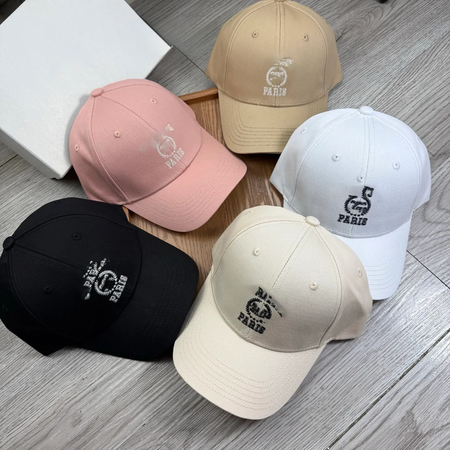 2025Fashion casual men's and women's luxury designer adjustable baseball fashion size M slim fit hat embroidered letter stripe duck cap