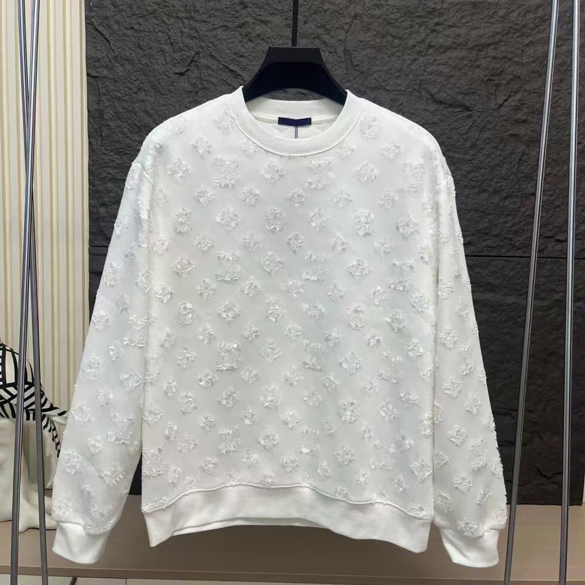 Autumn winter New winter round neck men's Women's embroidered letter top casual loose and fashionable hoodie made of pure cotton full body