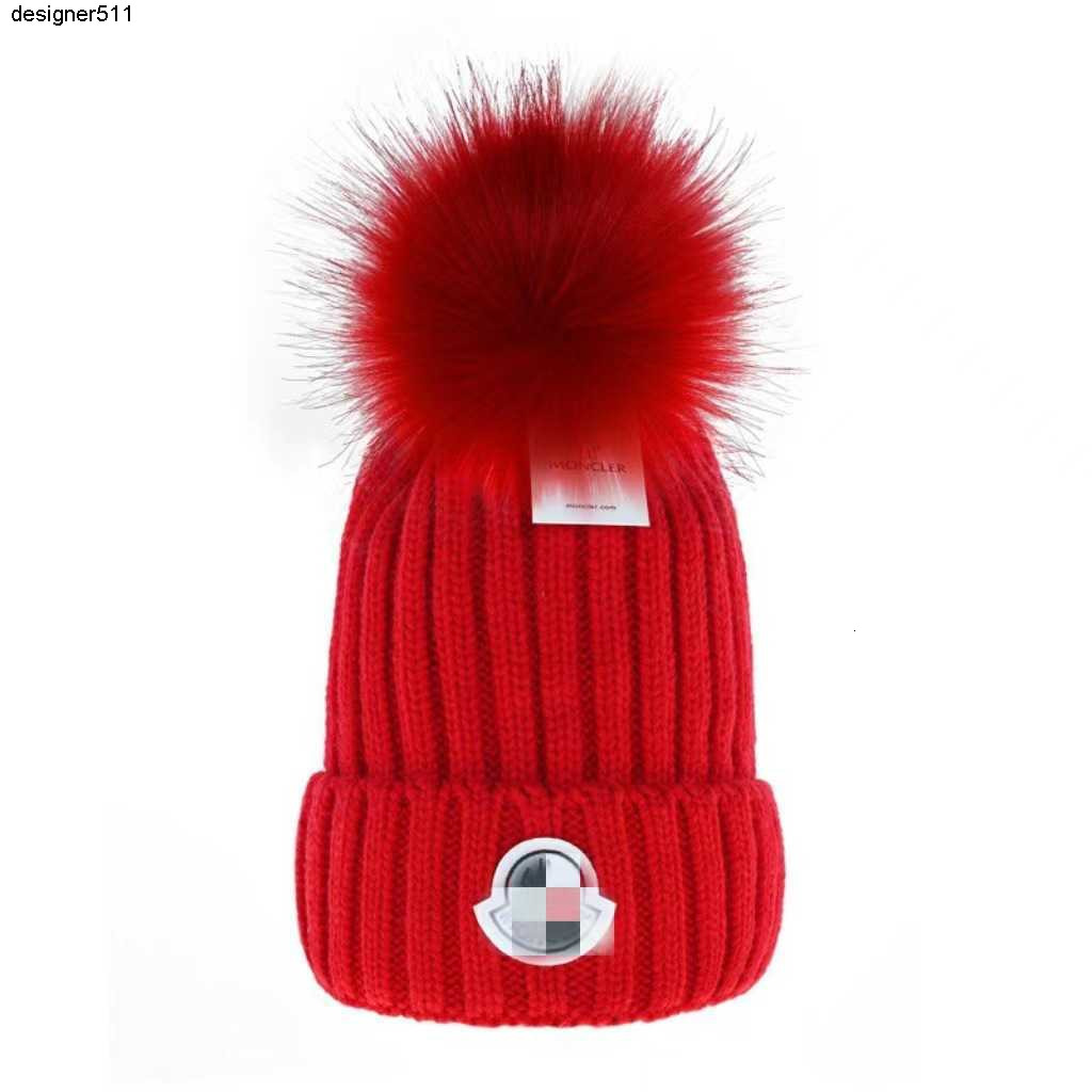 Beanie/Skull Caps New Ball Knitted Hat Thick Outdoor Warm Knitted Hat Winter Fashion Versatile Casual Warm Hat L250908KSJD