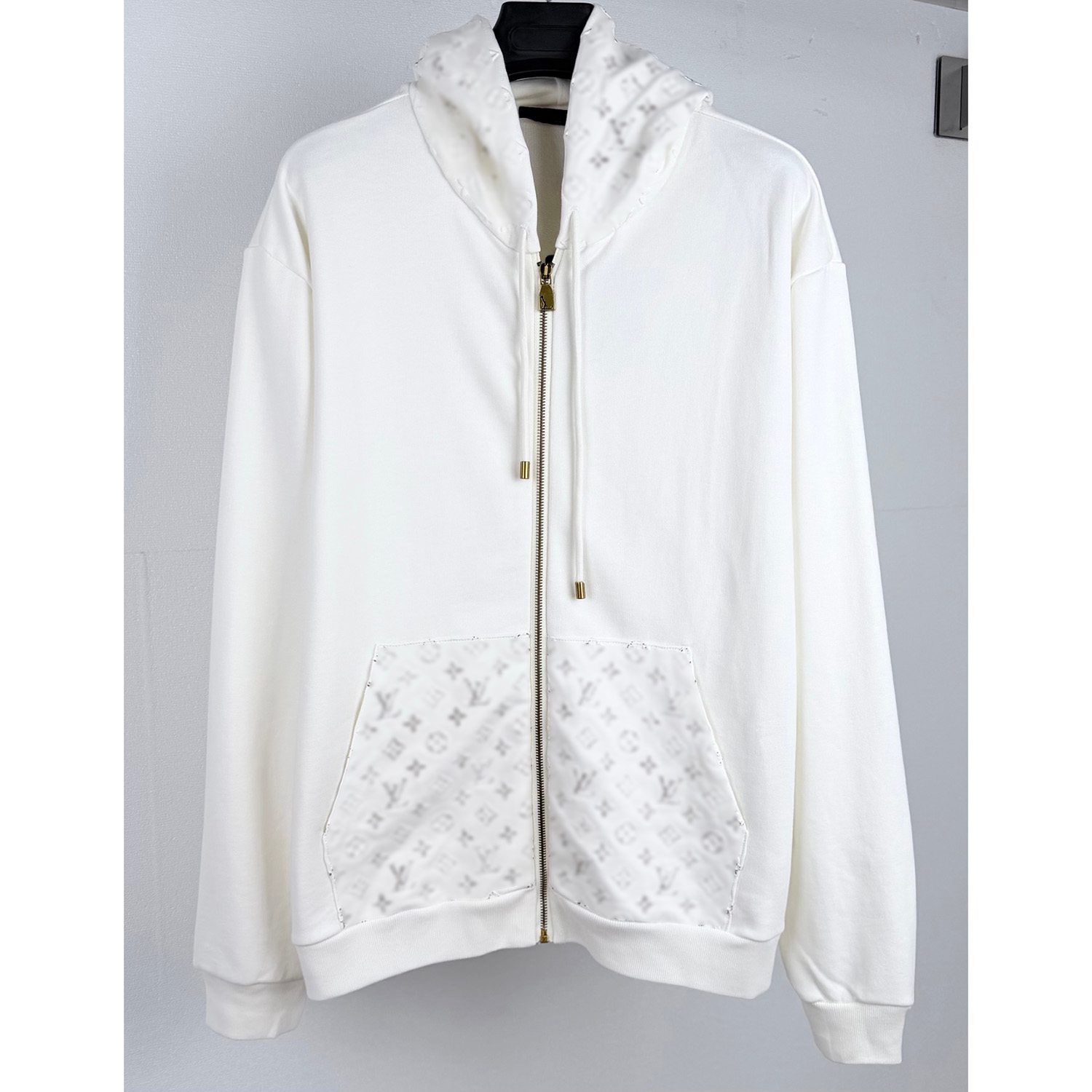 Luxury designer men's full zip hooded sweatshirt with embossed pattern hood and pockets, 400g Heavyweight hooded jacket, casual white outerwear