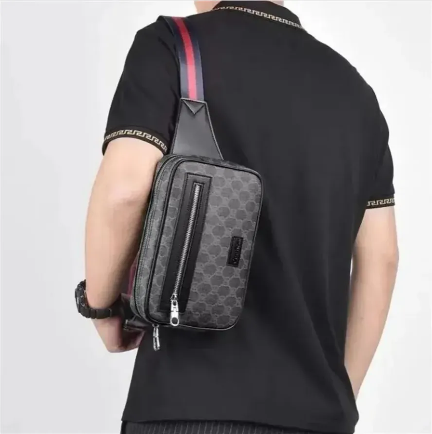 Sac banane de créateur de luxe homme porté travers, sac poitrine multi-poches à fermetures résistantes, voyage quotidien extérieur, plusieurs col