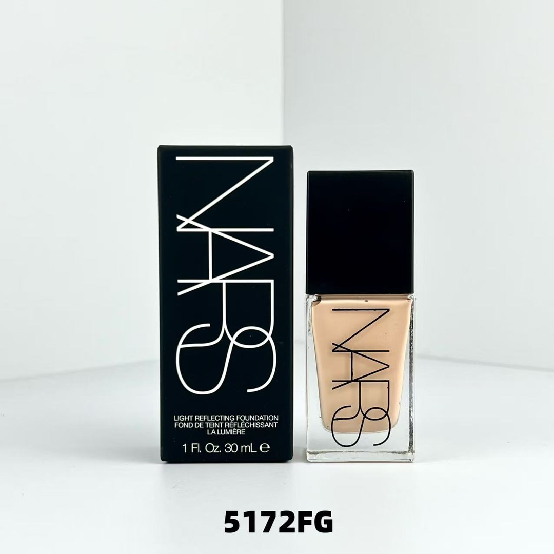 Brand Light Reflecting Foundation 30ml Oslo Gobi Deauville Yangyang Fond De Teint Reflechissant La Lumiere Hydrating Oil Control Liquid Base Makeup