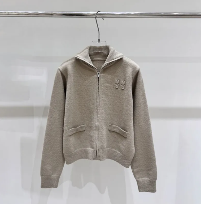 Designer Zip Up Sweater Jacket For Women Long Sleeve Stand Collar Knitted Cardigan Daily Versatile Minimalist Sweaters