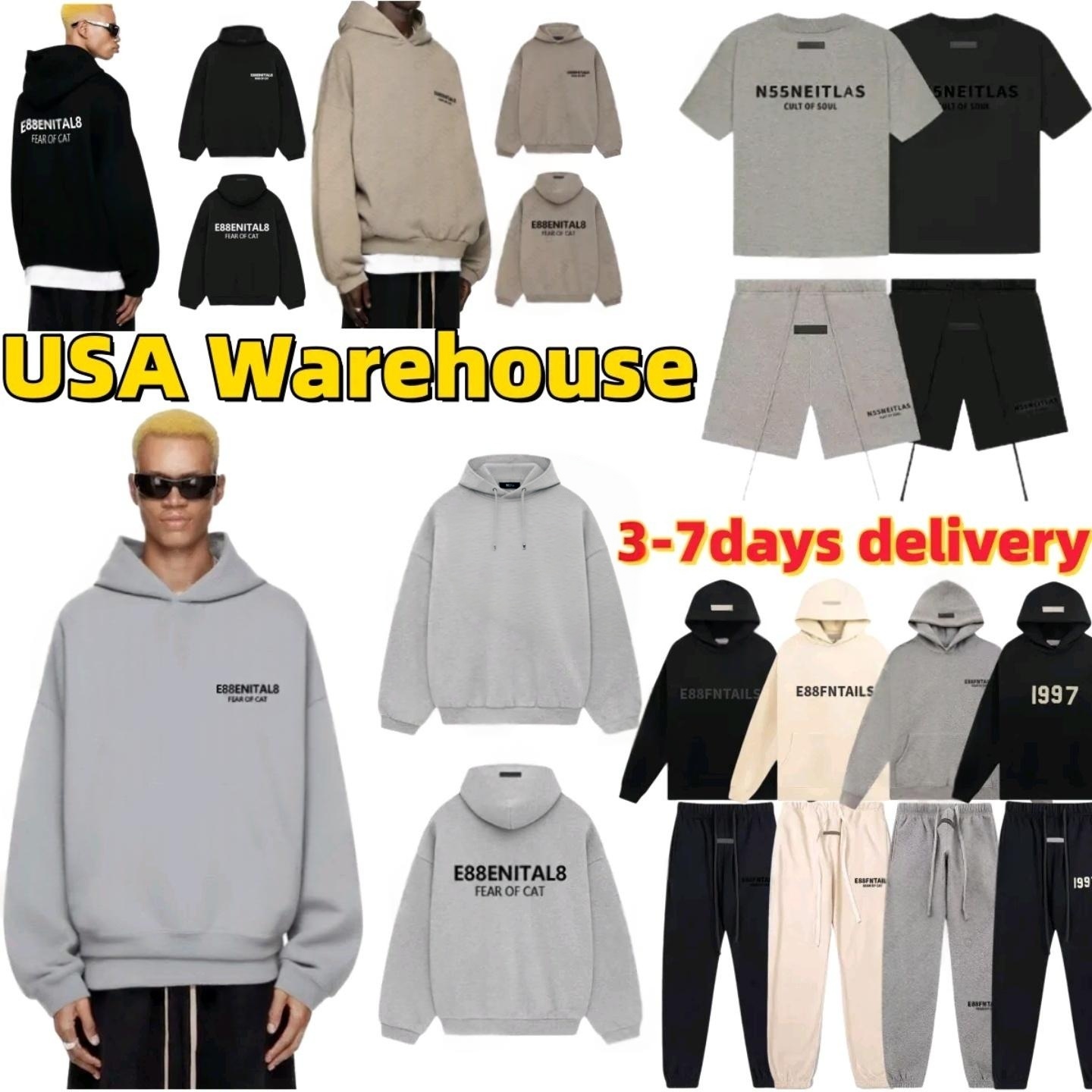 Designer Mens Essential Hoodie Set Shorts Shirts Pantaloncini Swim Essential Shorts Tracksuit Pullover Street Style High Quality Mens Clothes
