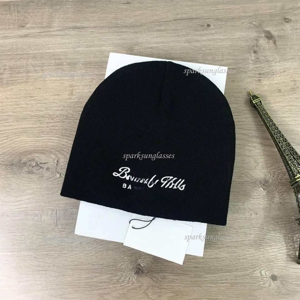 Designer Balencaaa Beanie Autumn Winter Outdoor Sports Cotton Keeping Warm Gift Luxury Brand Women And Men Fashion Hat h7l5