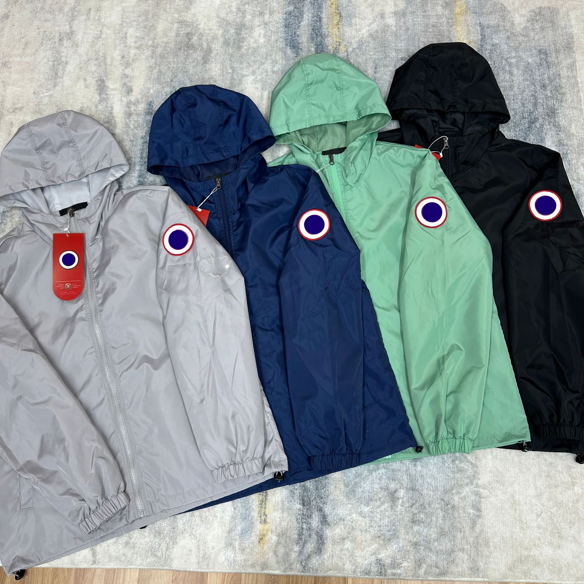 Mens Hooded Windproof Jacket Zipper Outerwear Lightweight Outdoor Casual Sport Coat for Hiking Running Daily Wear Spring Autumn
