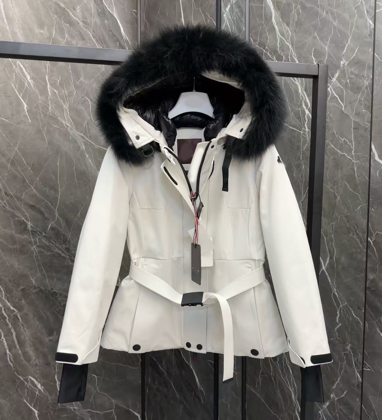 Womens designer luxury jacket winter down jackets fur coats real raccoon hair collar Boed warm fashion parkas with belt lady coat outerwear big pock