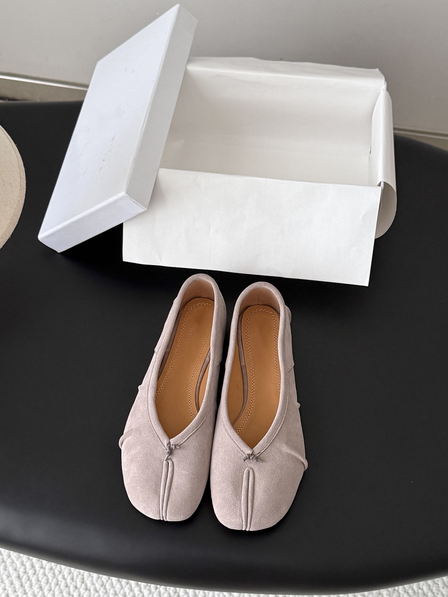 Spring Style Low Heel Ballet Flats Casual Women's Shoes Single flats purple suede shoes new Original Retro Split toe yellow real leather loafer