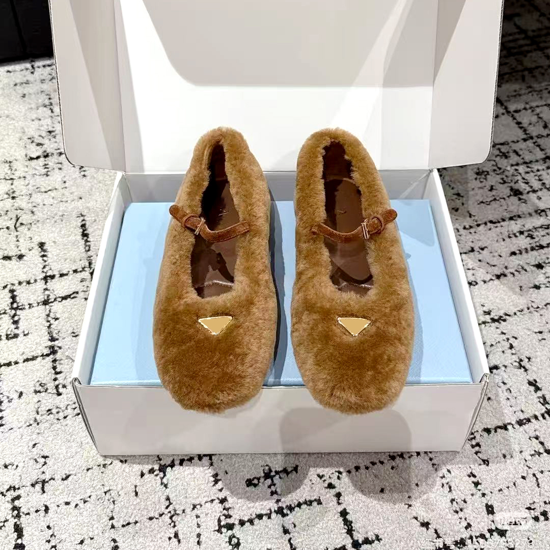 Wool shoe espadrilles dress Teddy Furry casual Top quality Designer mary jane slip onsWomen Ballet flat shoes Fashion luxurys Round head Vacation Fu