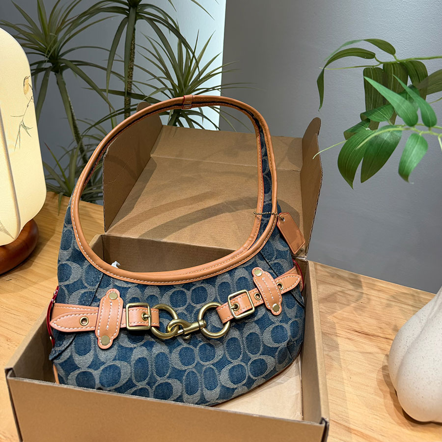 Sac de créateur Sacs à main classiques Fourre-tout tendance Lettre Motif imprimé Essentiel pour la Saint-Valentin Sac en cuir Sac à bandoulière é