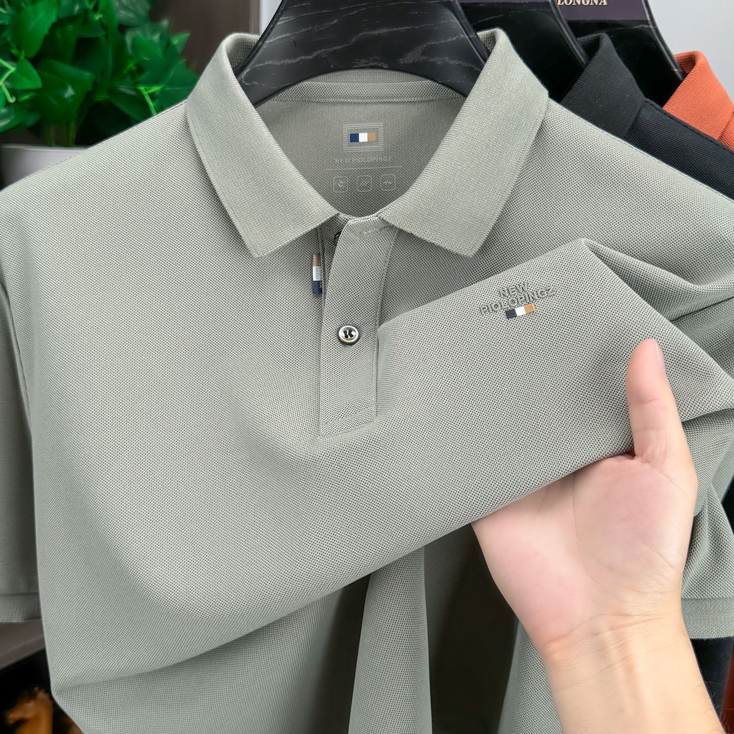 Camiseta de manga corta con logotipo bordado para hombre, polo holgado informal de verano para hombres de mediana edad