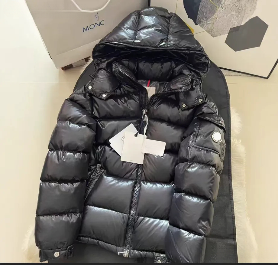 Men jacket Luxury Men Puffer Jacket Embroidery Womens Down Jackets Winter Designer Man Woman Coats Badge Brand Shiny Material Puffer Jackets Warm