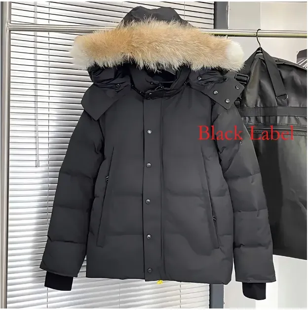 Designer Mens Winter Jacket Doudoune Jacket Wyndham Parka Homme Warm Outerwear Wolf Fur Hooded Fourrure Manteau Jacket Coat Hiver Black Badge Jacket