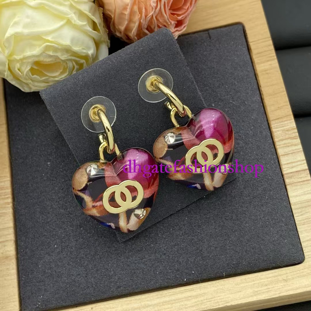 Designer Jewelry Channel Earrings pearl heart shaped studs round enamel high quality earrings fashionable ear pendants trendy