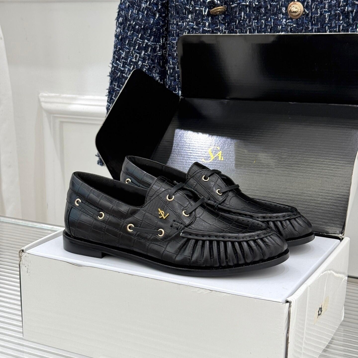 Boat Shoe Designer Womens Luxury Black Leather Croc Lace Up Loafer Moccasin Flat Round Toe Gold Spring Summer Office Work Formal Fashion Footwear Co