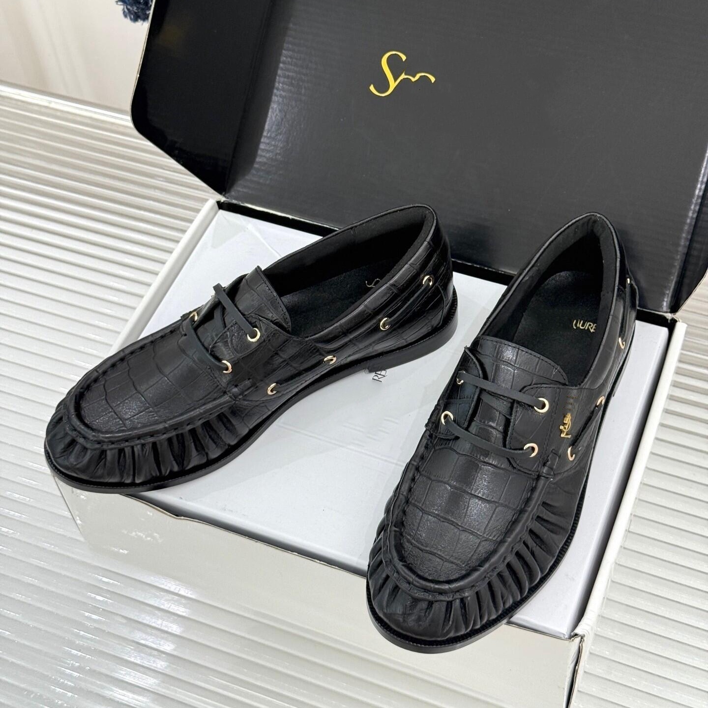 Loafer Designer Woman Luxury Black Leather Croc Lace Up Moccasin Boat Shoe Flat Round Toe Gold Spring Summer Office Work Formal Fashion Footwear Com