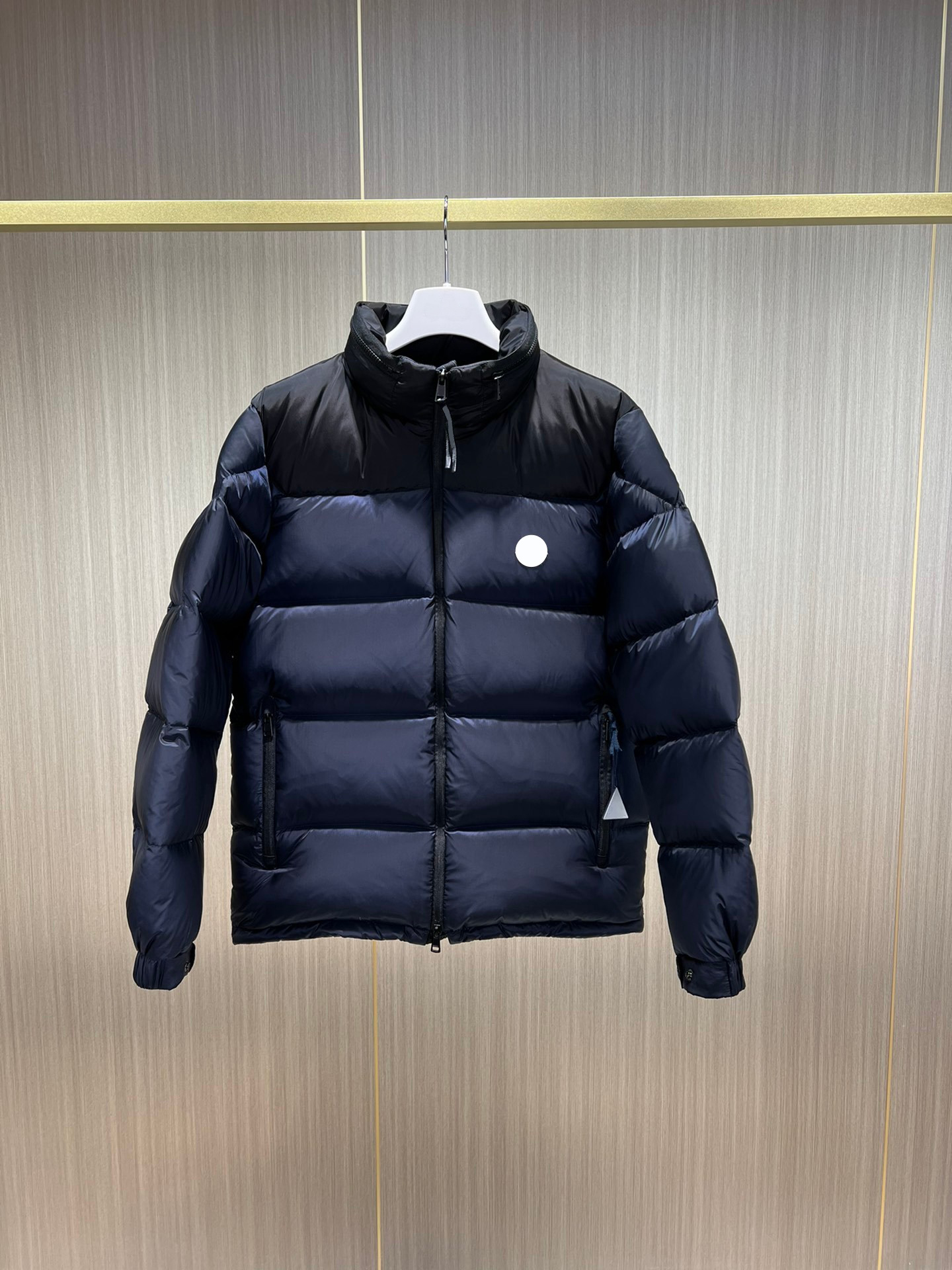 Multi Sizes Men Puffer Jacket Winter Down Coat Unisex Designer NFC Jackets Warm Thick Fluffy Parka White Duck Down Filling Hooded Outerwear Size 1-5
