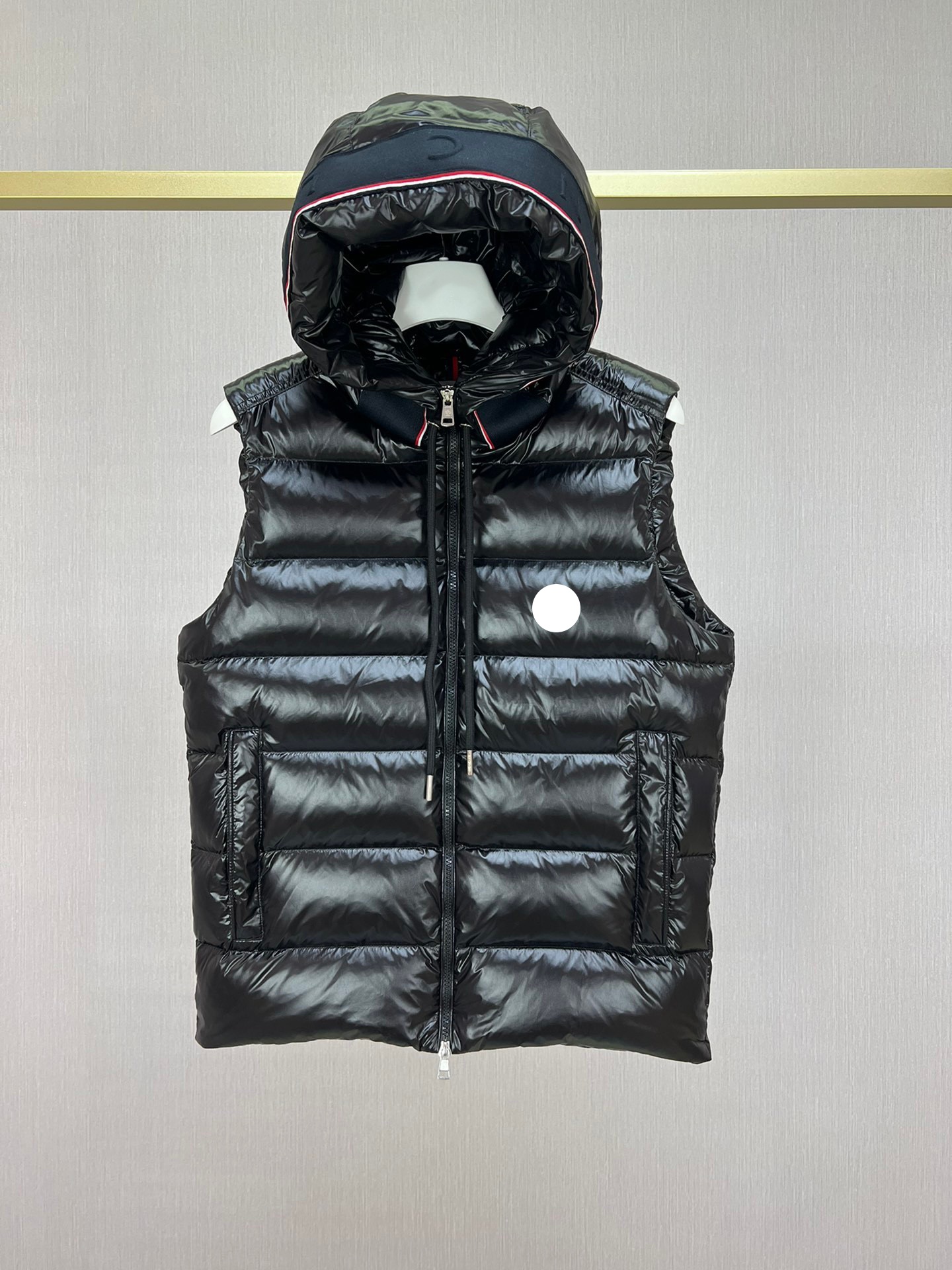 Designer Mens Puffer Vests French Down Vest Have NFC Scan Bomber CoatsEmbroidered Chest Badge With Letters Body Warmer Outerwear Autumn Winter Ja