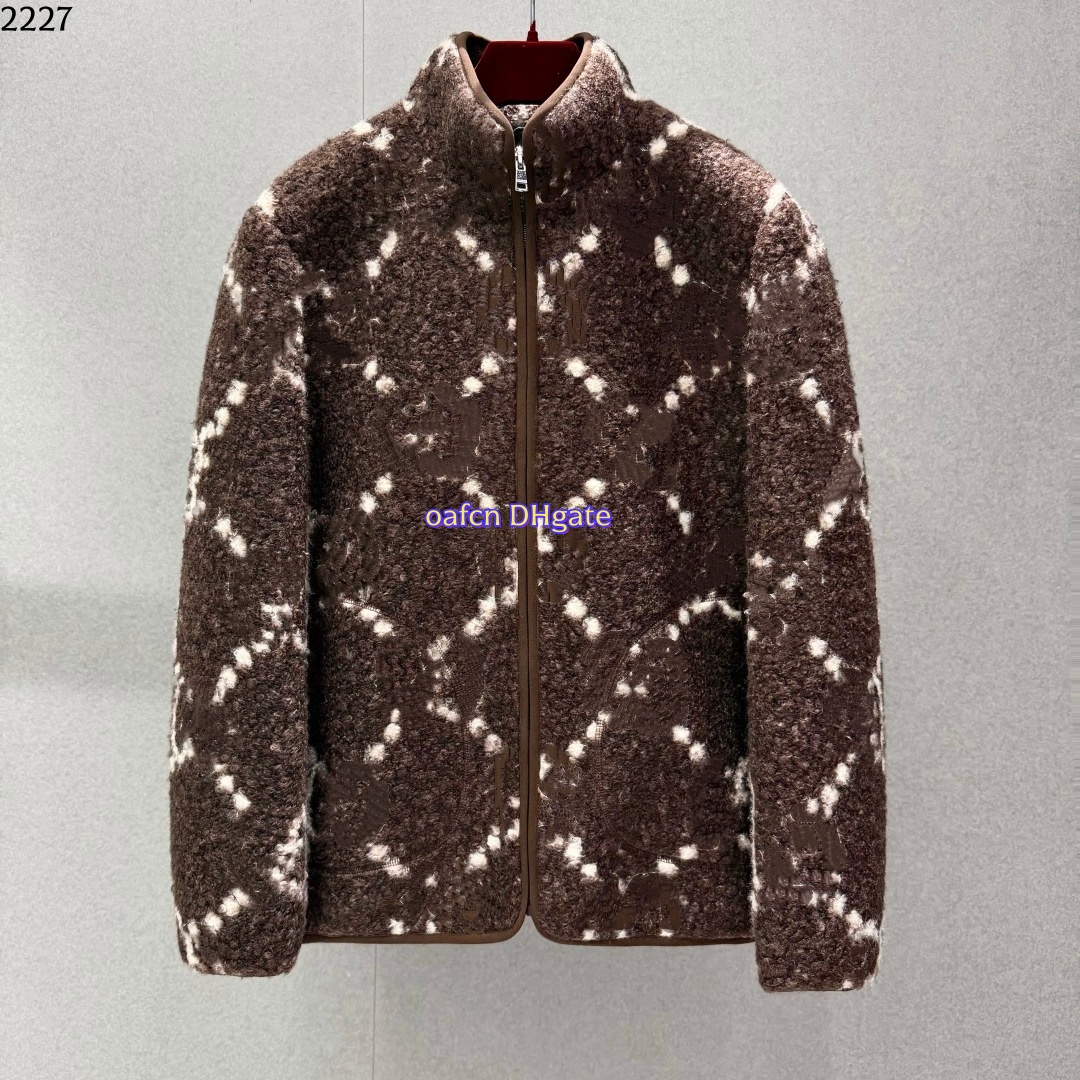 fleece jacket sweatshirts Thick Warm Down Classic Retro Antumn Winter Models Lamb Cashmere fleece coat Designer jacket Mens Jacket 2227
