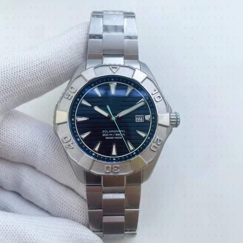 New luxury men's watch 42mm Automatic mechanical movement. Entirely made of stainless steel, meeting weight standards. Sapphire crystal mirror