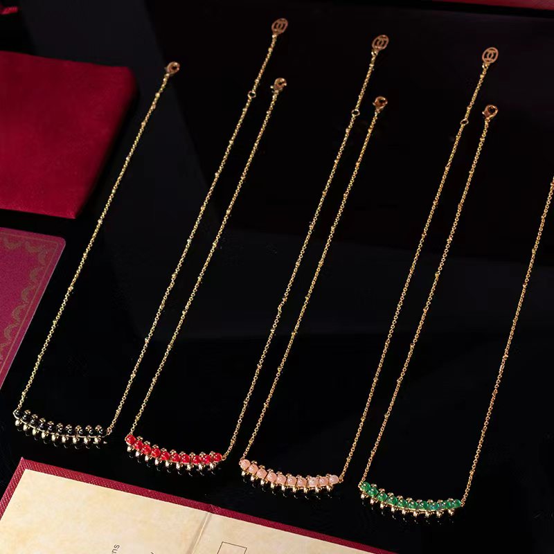 Collier d'amour de marque de haute qualité, couleur or 18 carats, pendentif en diamant, bijoux de styliste quotidiens pour femmes