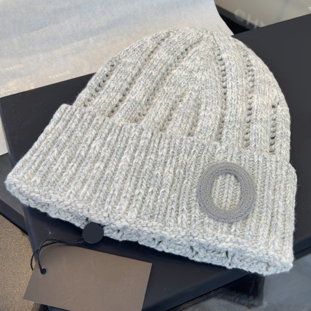 Bonnet de designer pour hommes et femmes, protection solaire d'automne et d'hiver, casquettes chaudes pour hommes et femmes, nouveaux chapeaux tr