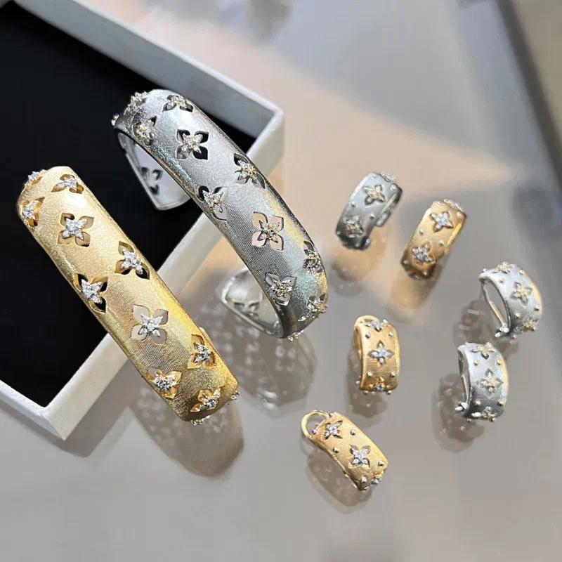 clover jewelry designer bracelet bangle earrings rings necklace jewelry set handmade Italy luxury style hollow 18K Gold craft ring necklaces flower