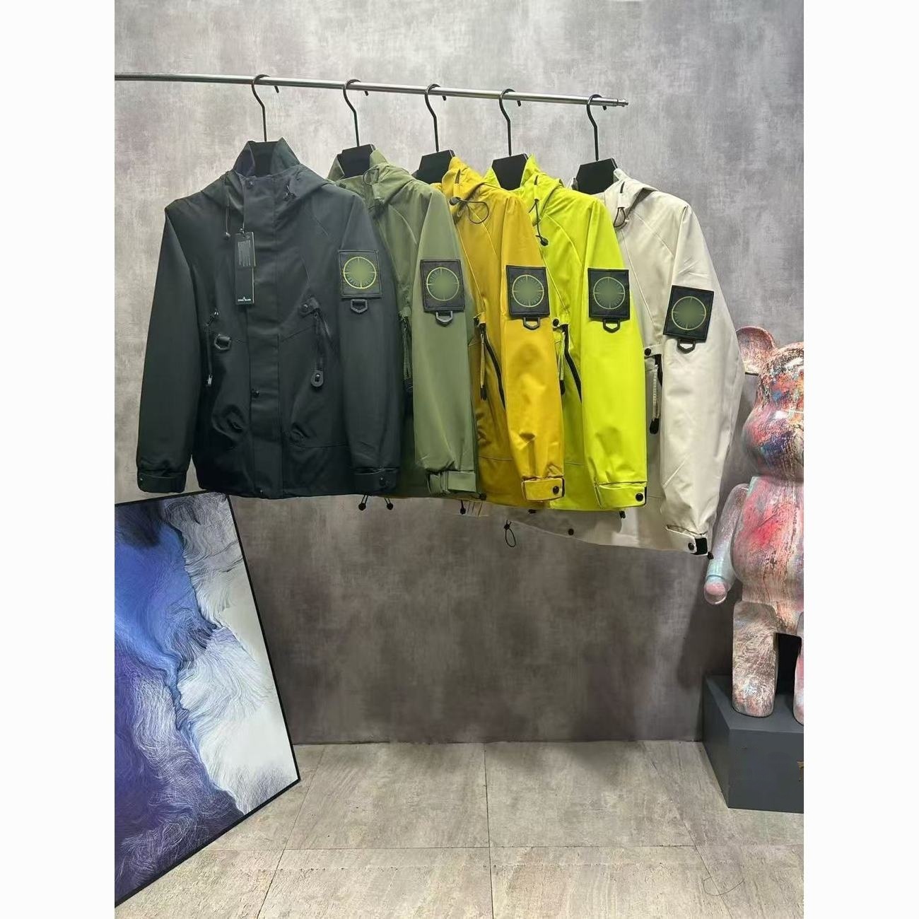 Designer Men's jacket New Arrival Cargo Hooded Loose Jacket Men & Women Windproof Waterproof Functional Outdoor Versatile Casual Windbreaker Co