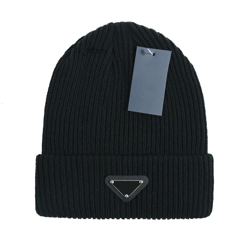 2022 New Adults Thick Warm TOP Winter Hat For Women Soft Stretch Cable Knitted Pom Poms Beanies Hats Womens Skullies Girl Ski Cap Beanie Caps