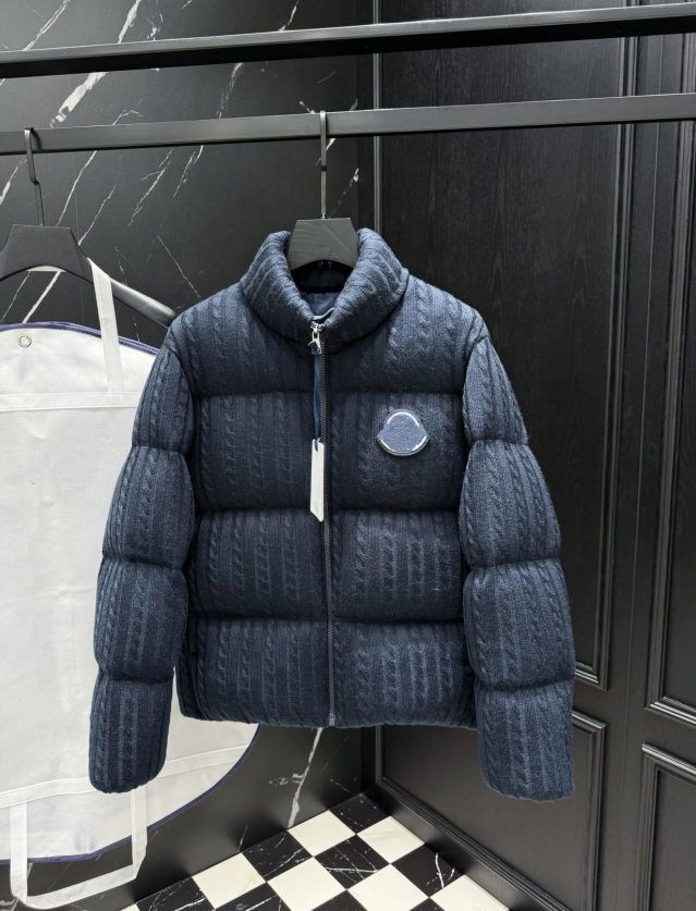 Mens Hooded Down Coat Winter Puffer Jacket Outerwear High quality Down Men Luxury Designer Parka Men winter jacket men Jackets r Streetwear Unisex C