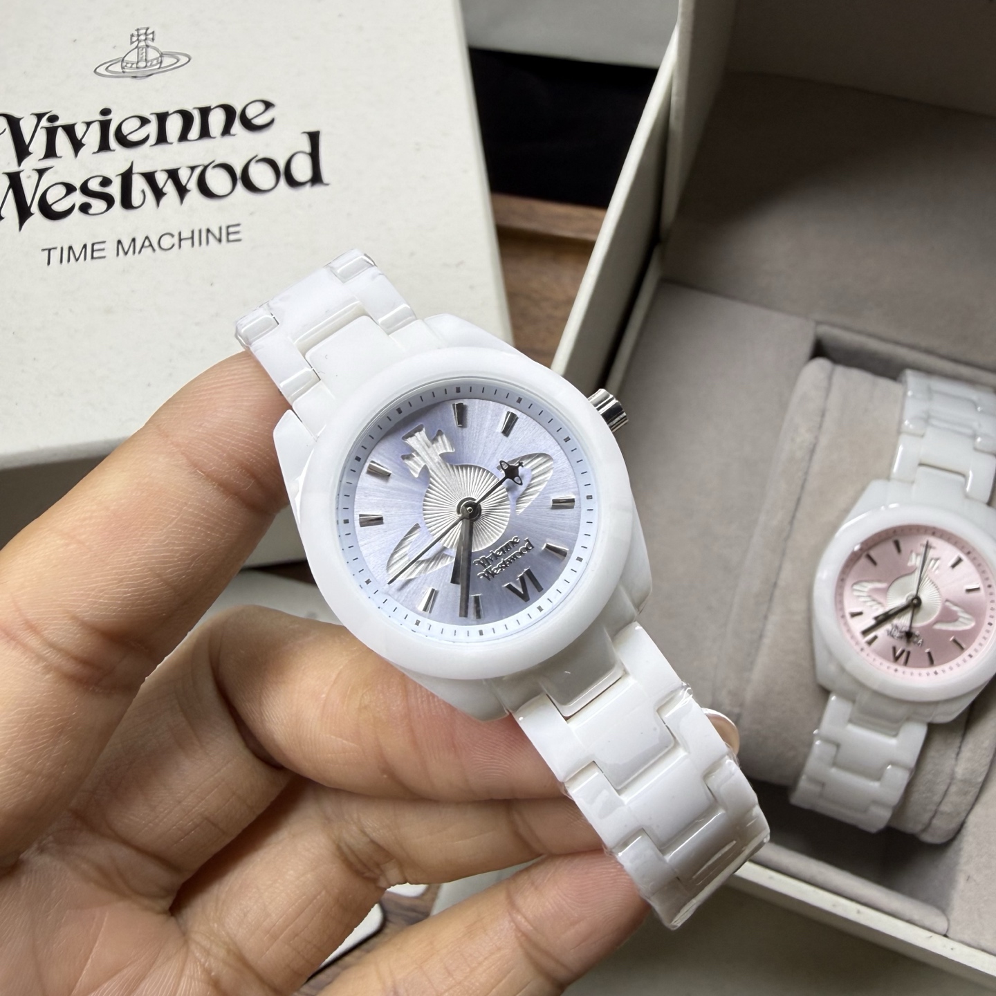 Luxury Womens Square VIVIENNEity WESTWOOD Ceramic Watch Designer Watches Quartz Movement Steel Bracelet Sapphire Glass Waterproof women Wristwatches