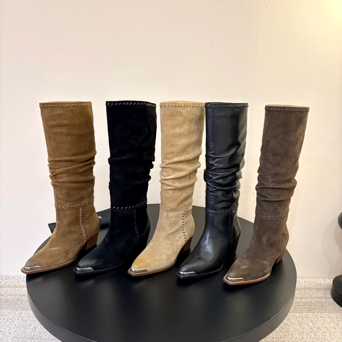 Celinda Short Booties Suede Side Zipper High boot Autumn Winter Half Designer Vintage Womens Casual Roman Round Knee Toe Ankle Boots luxury Ladies L