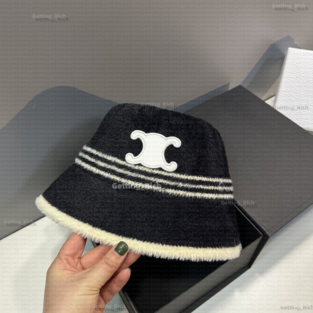 Simple Men's Designer Hat New Winter Hat Luxury Designer Men's Knitted hat Classic Letters Solid Color wool hat Women's Beanie