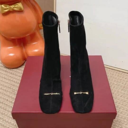 Boot Woman Designer Shoe Luxury Ankle Smooth Sock Casual Indoor Outdoor Fall Shape Modern Thick Trendy Dress Work Professional Design Fashion Stitch