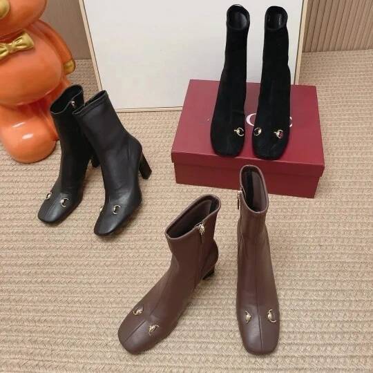 Designer Shoe Heel Boot Woman Luxury Leather Square Toe Block Fashion Winter Grey Gold Bow Professional Office Modern Dress Wear Design Street Styli